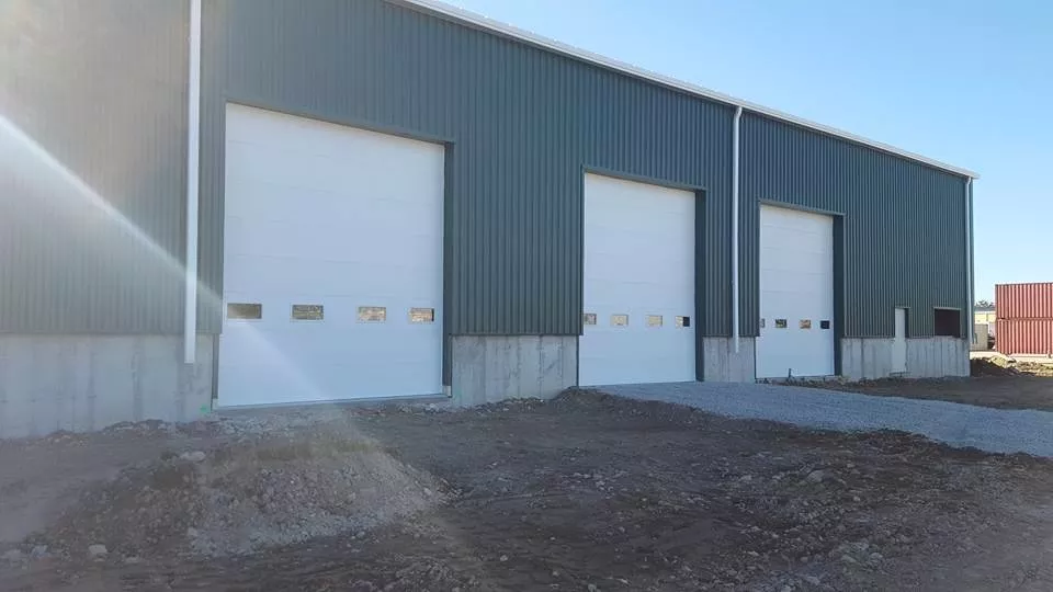 Commercial garage doors